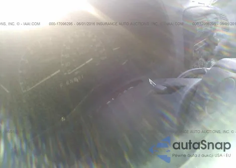 1999 Ford Explorer из США, поврежденный, VIN 1FMZU35P5XZB27430